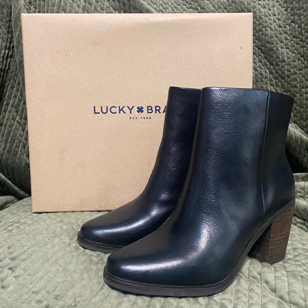 Lucky brand women’s booties